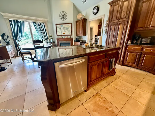 $549,999 | 717 Clover Place, Biloxi, MS 39532