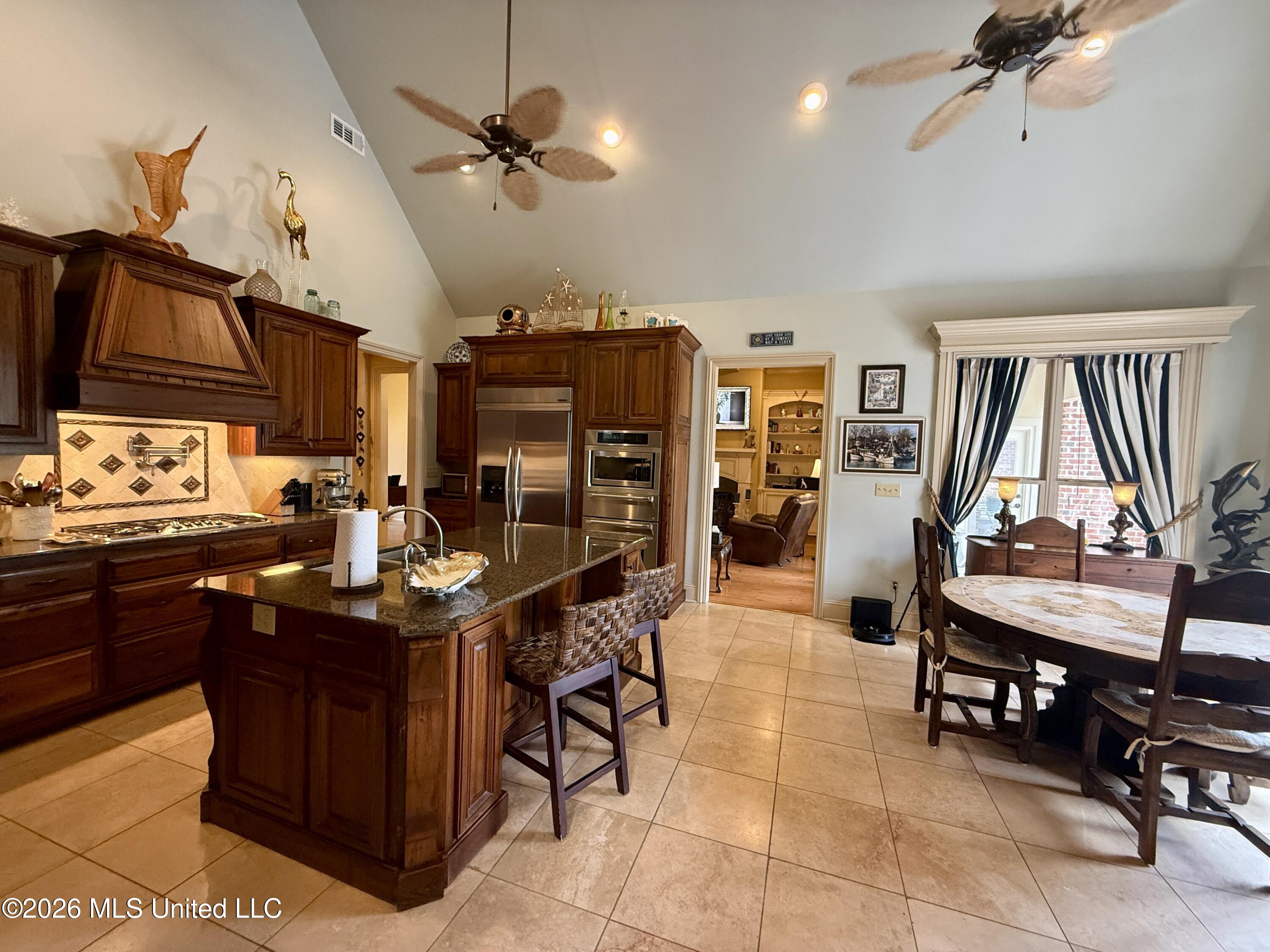 717 Clover Place Biloxi, MS 39532 - Photo 28 of 89 Kitchen