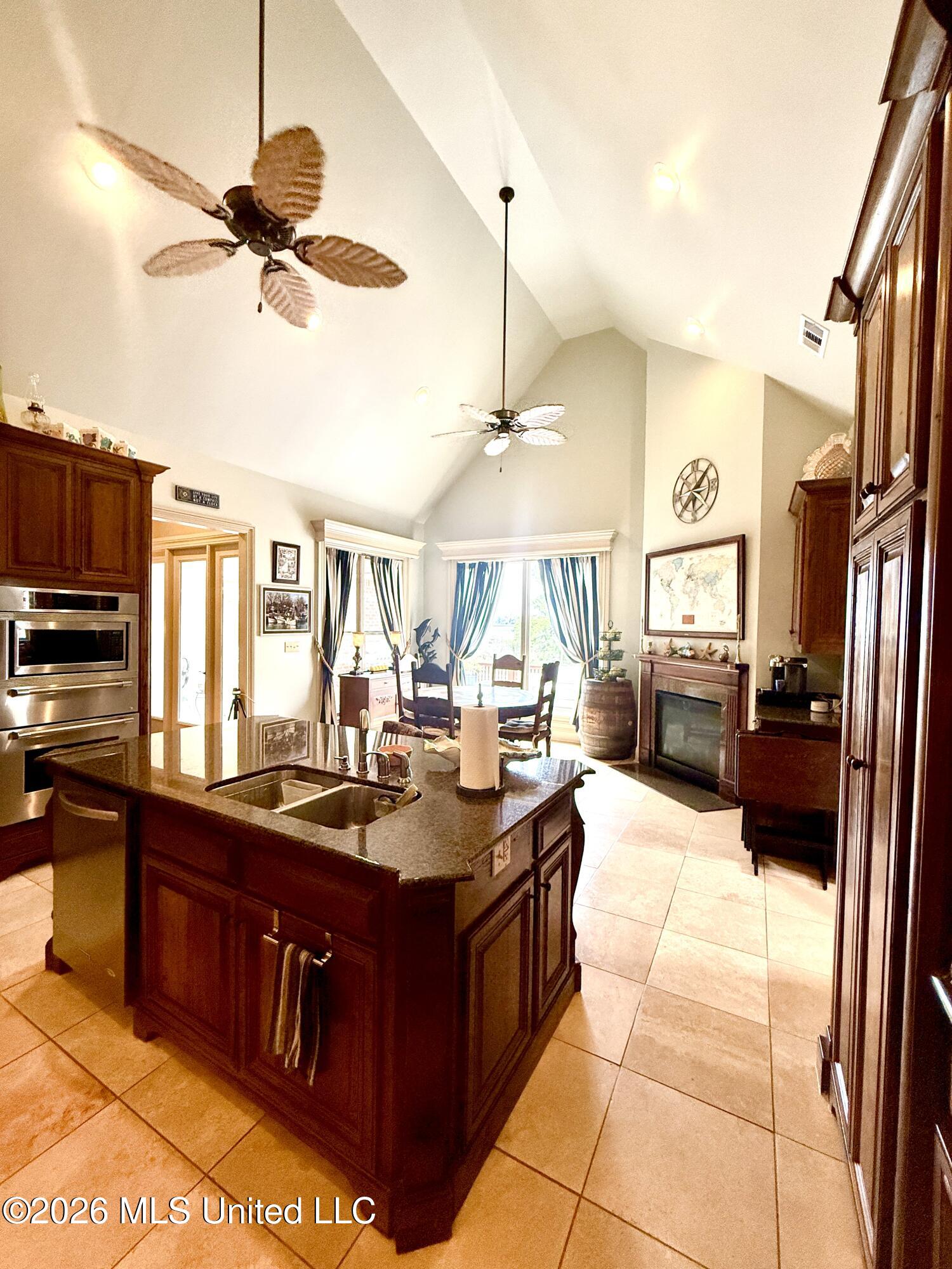 717 Clover Place Biloxi, MS 39532 - Photo 31 of 89 Kitchen