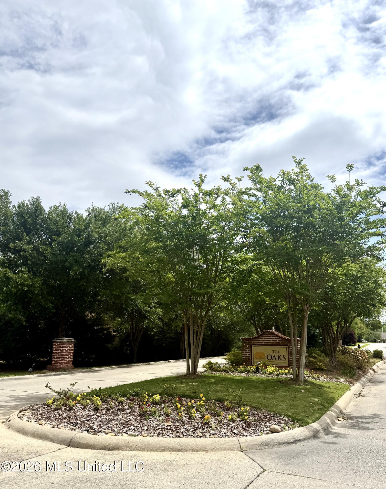 717 Clover Place Biloxi, MS 39532 - Photo 4 of 89 Entry