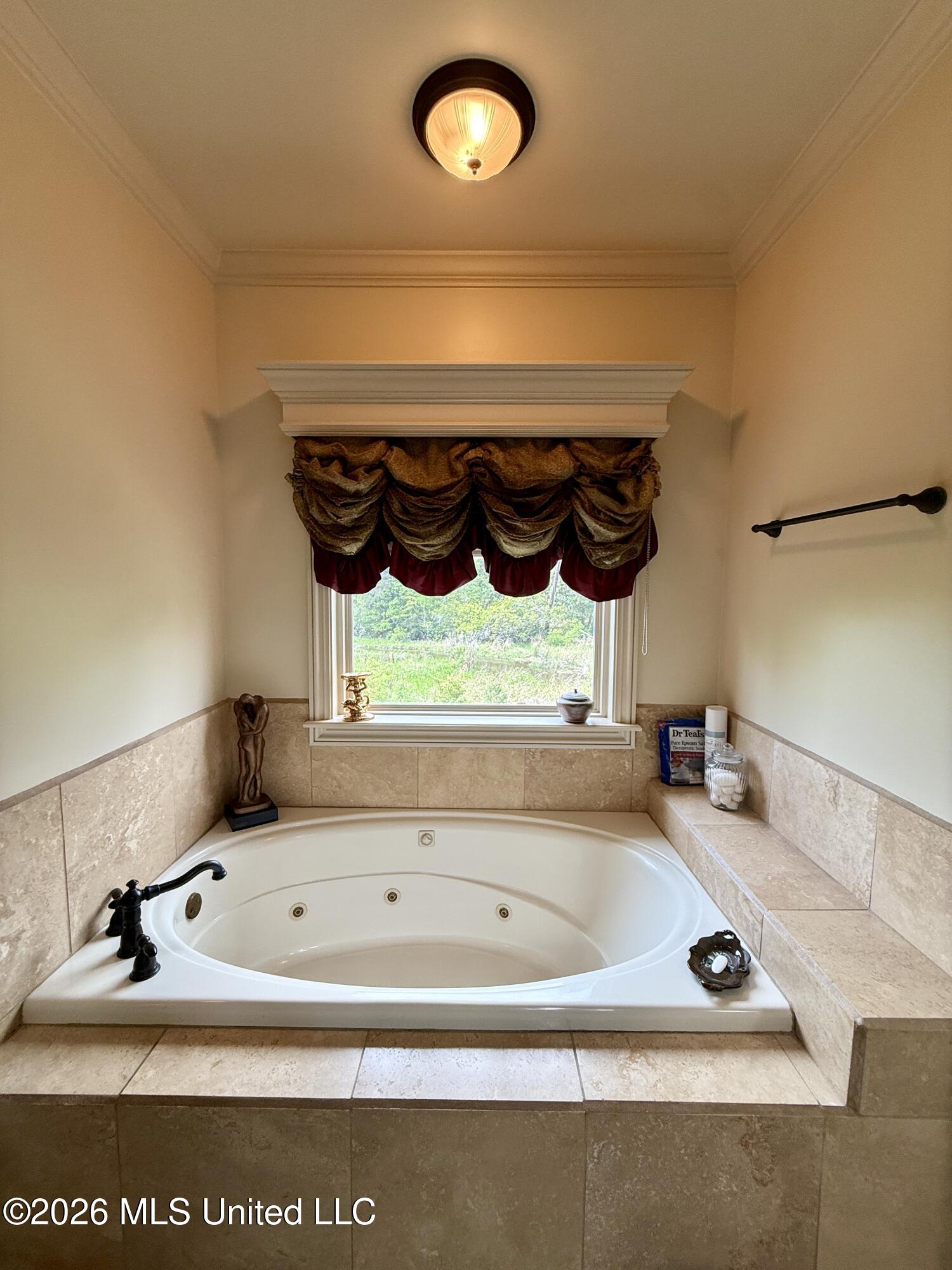 717 Clover Place Biloxi, MS 39532 - Photo 47 of 89 Master Bath