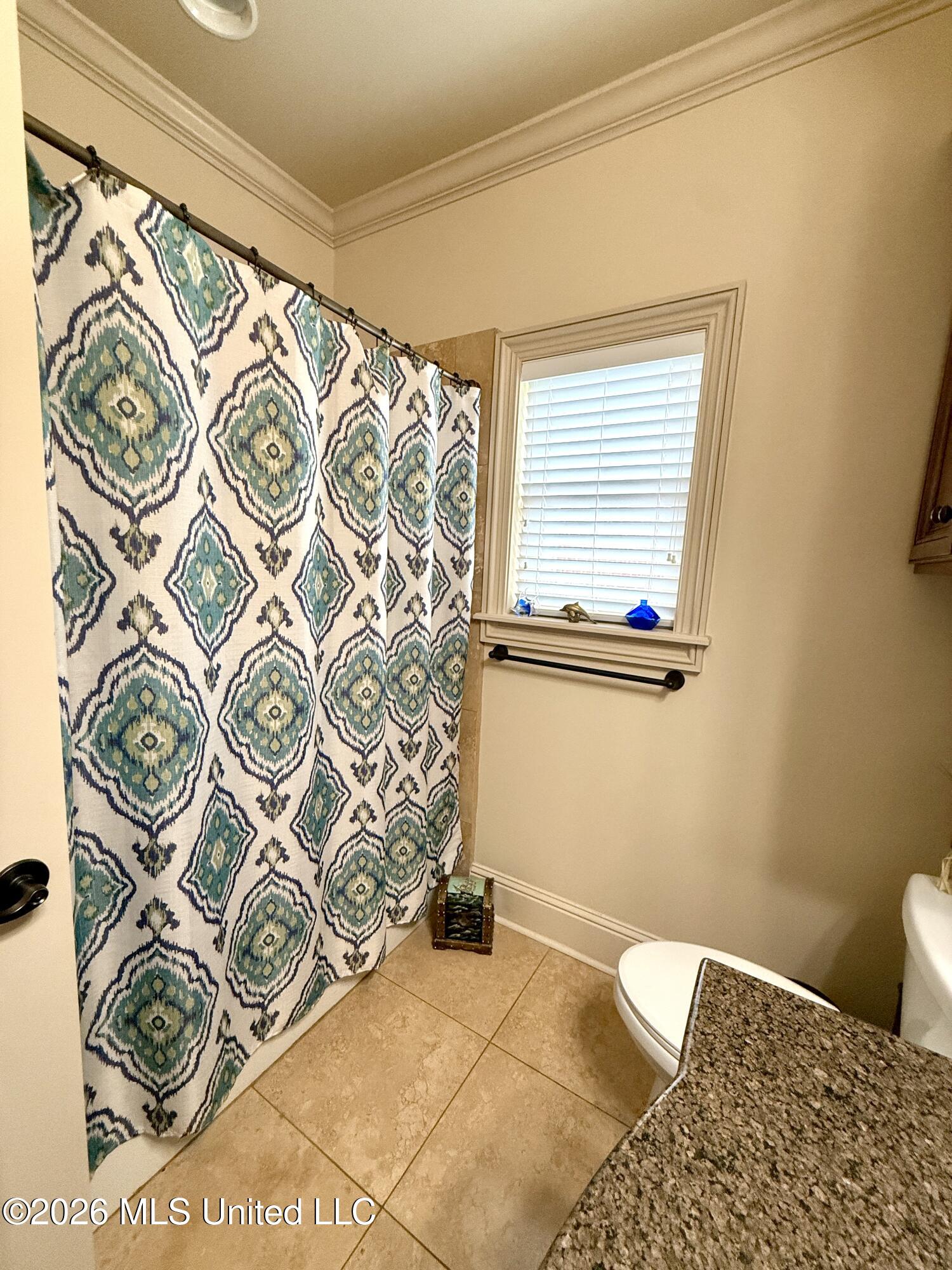 717 Clover Place Biloxi, MS 39532 - Photo 59 of 89 Guest Bath 1