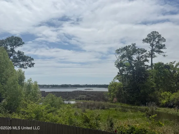 $549,999 | 717 Clover Place, Biloxi, MS 39532