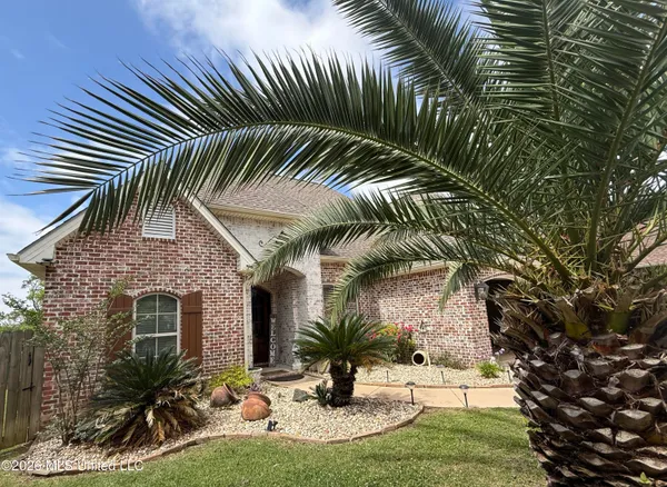 $549,999 | 717 Clover Place, Biloxi, MS 39532