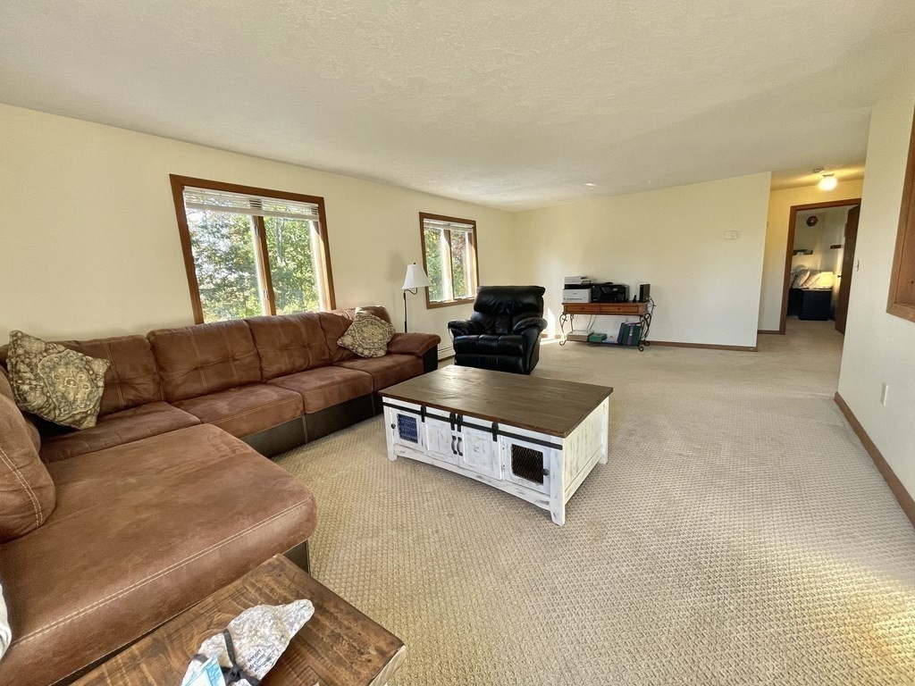 95 Jones Road Hopedale, MA 01747 - Photo 8 of 26 Gallery Image 8