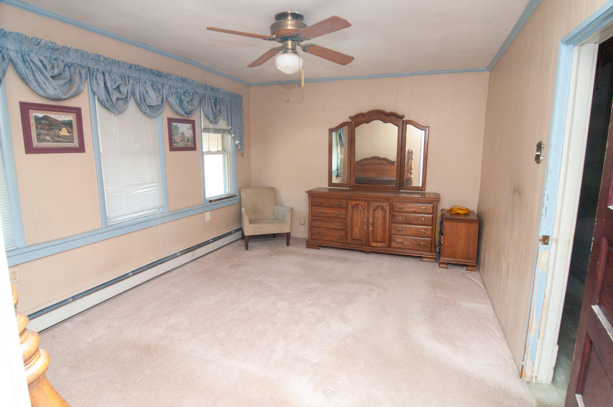 1940 South Main Road Vineland, NJ 08360 - Photo 32 of 36 Bedroom 3 with walk in closet
