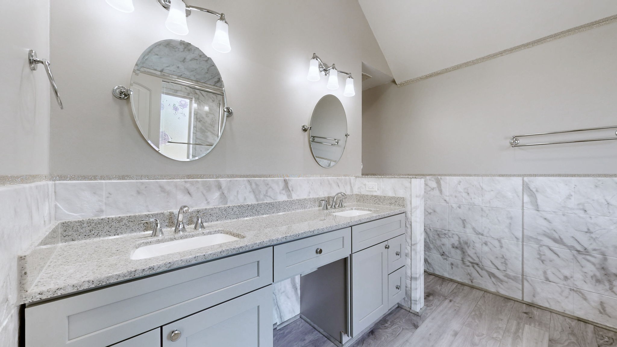 2344 Pea Ridge Road Clarksville, TN 37040 - Photo 10 of 23 a bathroom with a double vanity sink and a mirror