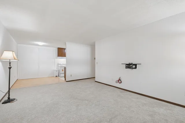 $150,000 | 14620 Garrett Avenue, Unit 104, Apple Valley, MN 55124