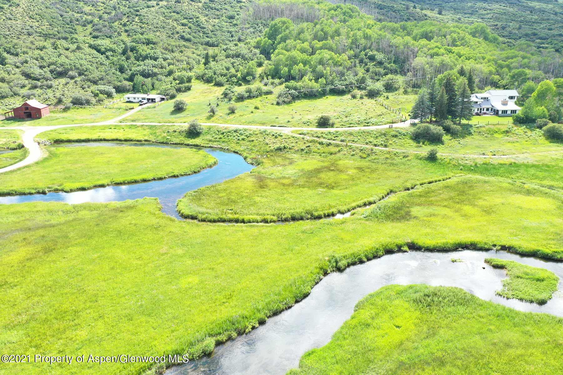 1864 Sweetwater Road Gypsum, CO 81637 - Photo 15 of 25 l-quarter-103