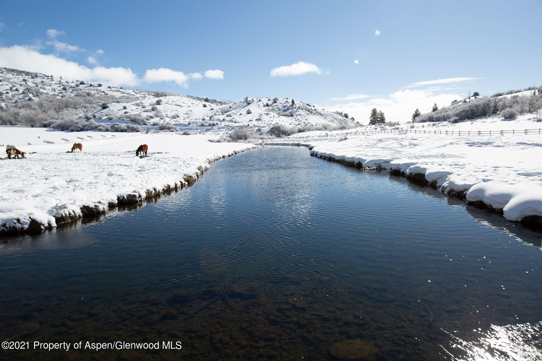 1864 Sweetwater Road Gypsum, CO 81637 - Photo 22 of 25 l-quarter-004