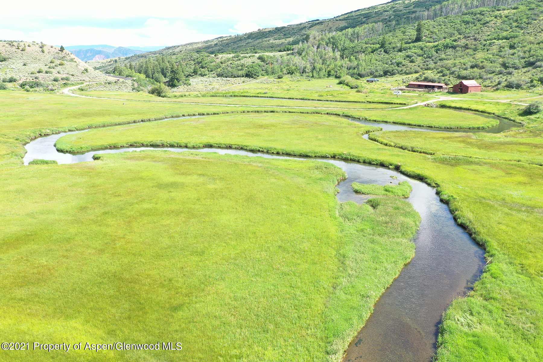 1864 Sweetwater Road Gypsum, CO 81637 - Photo 24 of 25 l-quarter-097