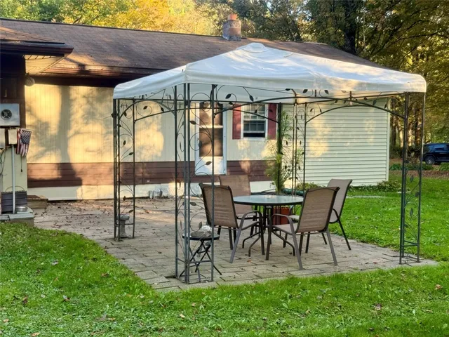 $185,000 | 118 Lazy Brook Circle, Hallstead, PA 18822