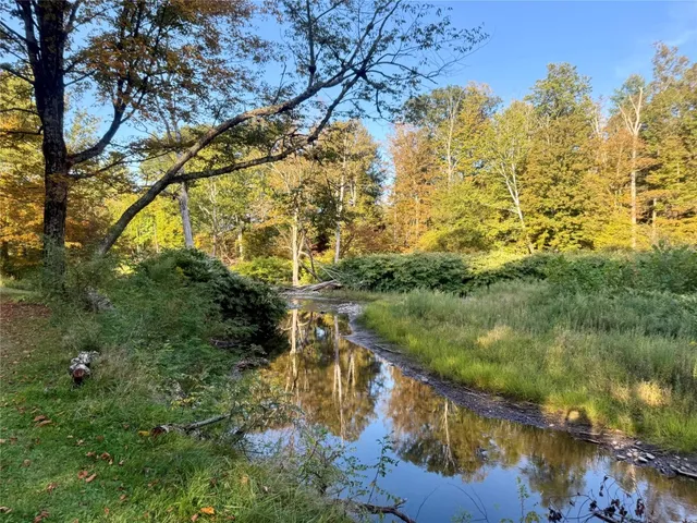 $185,000 | 118 Lazy Brook Circle, Hallstead, PA 18822