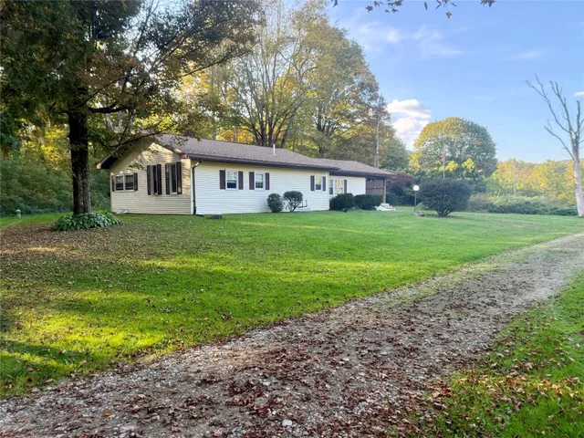 $185,000 | 118 Lazy Brook Circle, Hallstead, PA 18822