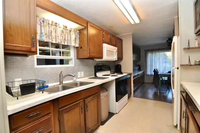 $185,000 | 118 Lazy Brook Circle, Hallstead, PA 18822