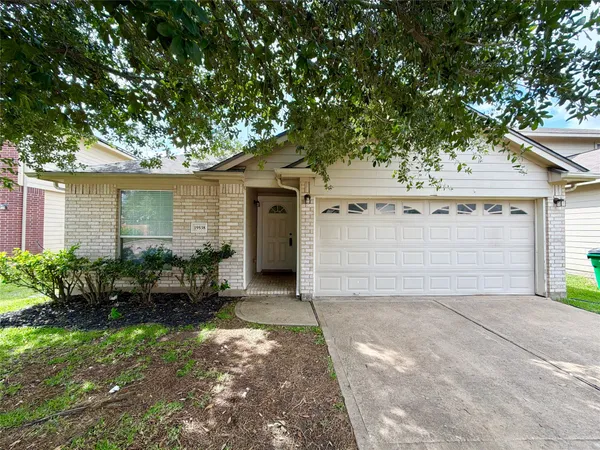 $1,850 | 19538 Plantation Cove Lane, Katy, TX 77449