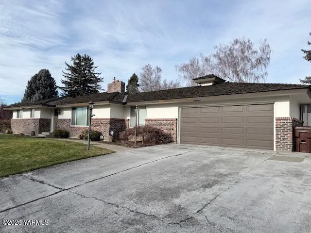 $499,990 | 3805 Richey Road, Yakima, WA 98902