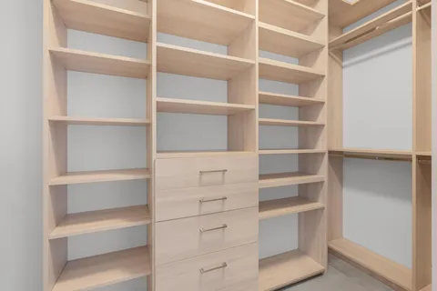 $1,895,000 | 701 North Fort Lauderdale Beach Boulevard, Unit 214, Fort Lauderdale, FL 33304