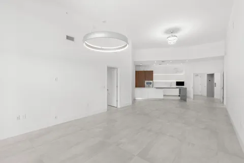 $1,895,000 | 701 North Fort Lauderdale Beach Boulevard, Unit 214, Fort Lauderdale, FL 33304