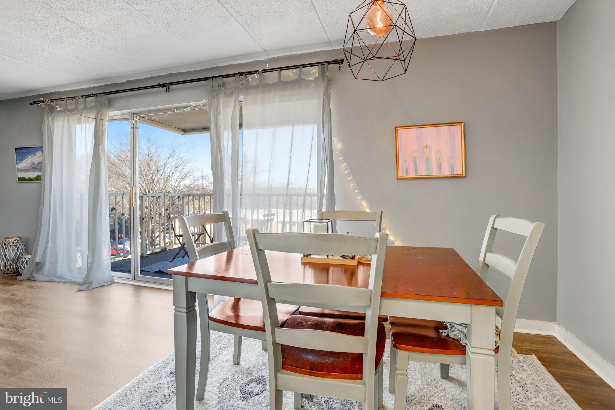2622 Fort Farnsworth Road, Unit 220 Alexandria, VA 22303 - Photo 5 of 21 Gallery Image 5