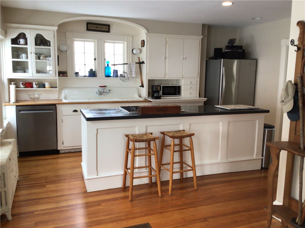 65 Old Usquepaugh Road Richmond, RI 02892 - Photo 3 of 31 Gallery Image 3