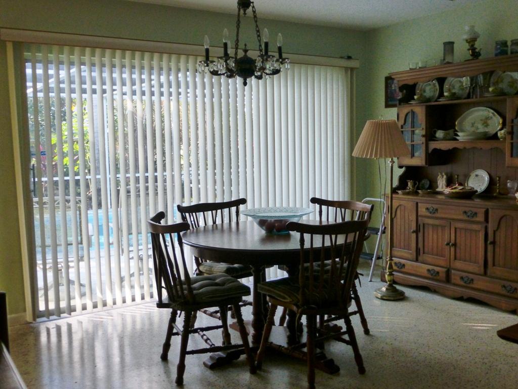 1607 High Ridge Road Lake Worth, FL 33461 - Photo 13 of 45 1607 High Ridge 015