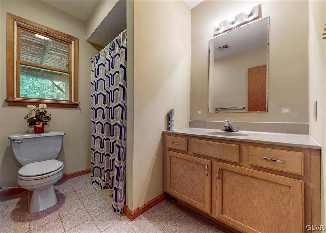 383 Upper Ridge Drive Effort, PA 18330 - Photo 22 of 32 Gallery Image 22