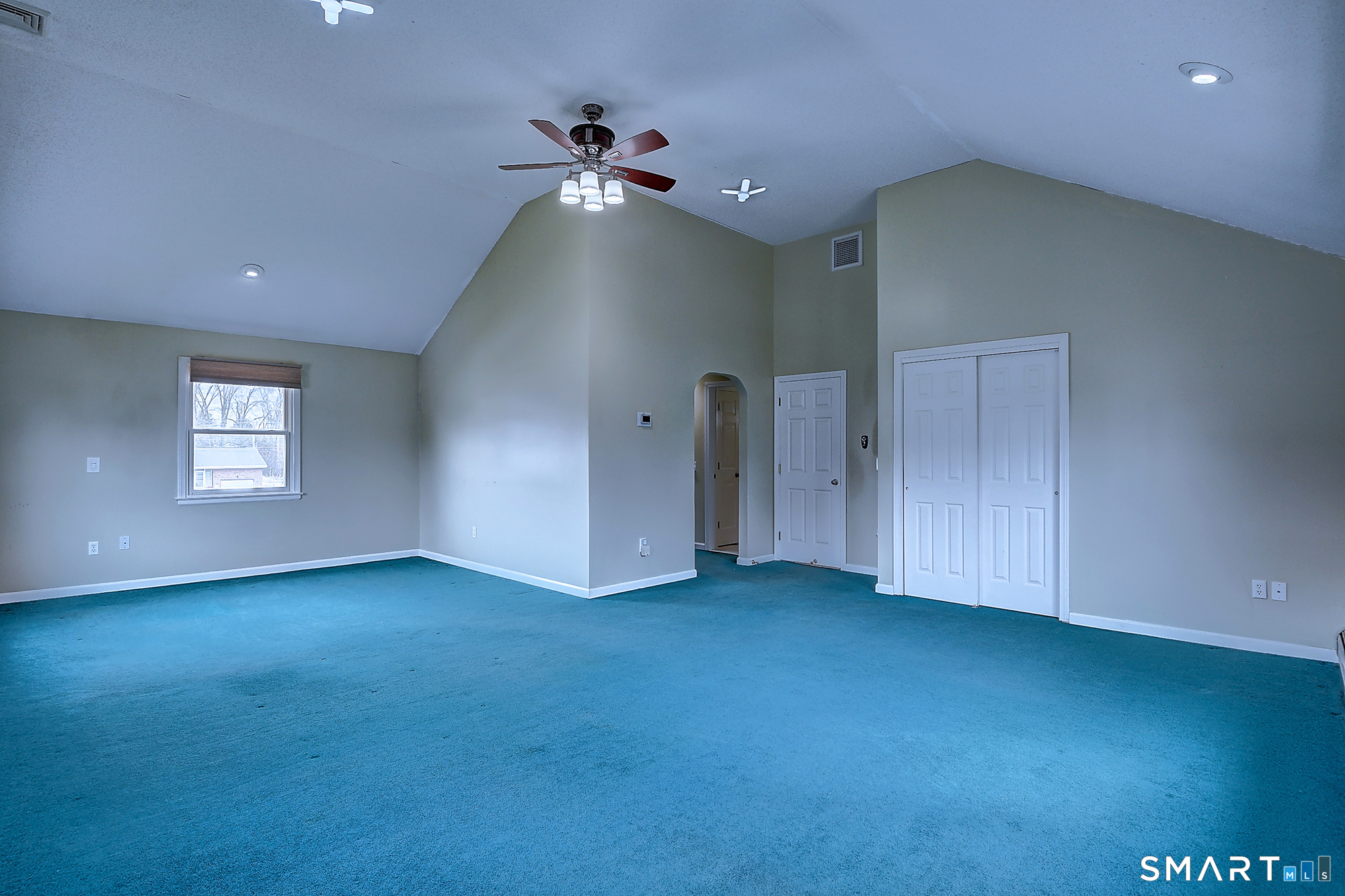 55 Rutledge Road Wethersfield, CT 06109 - Photo 20 of 38