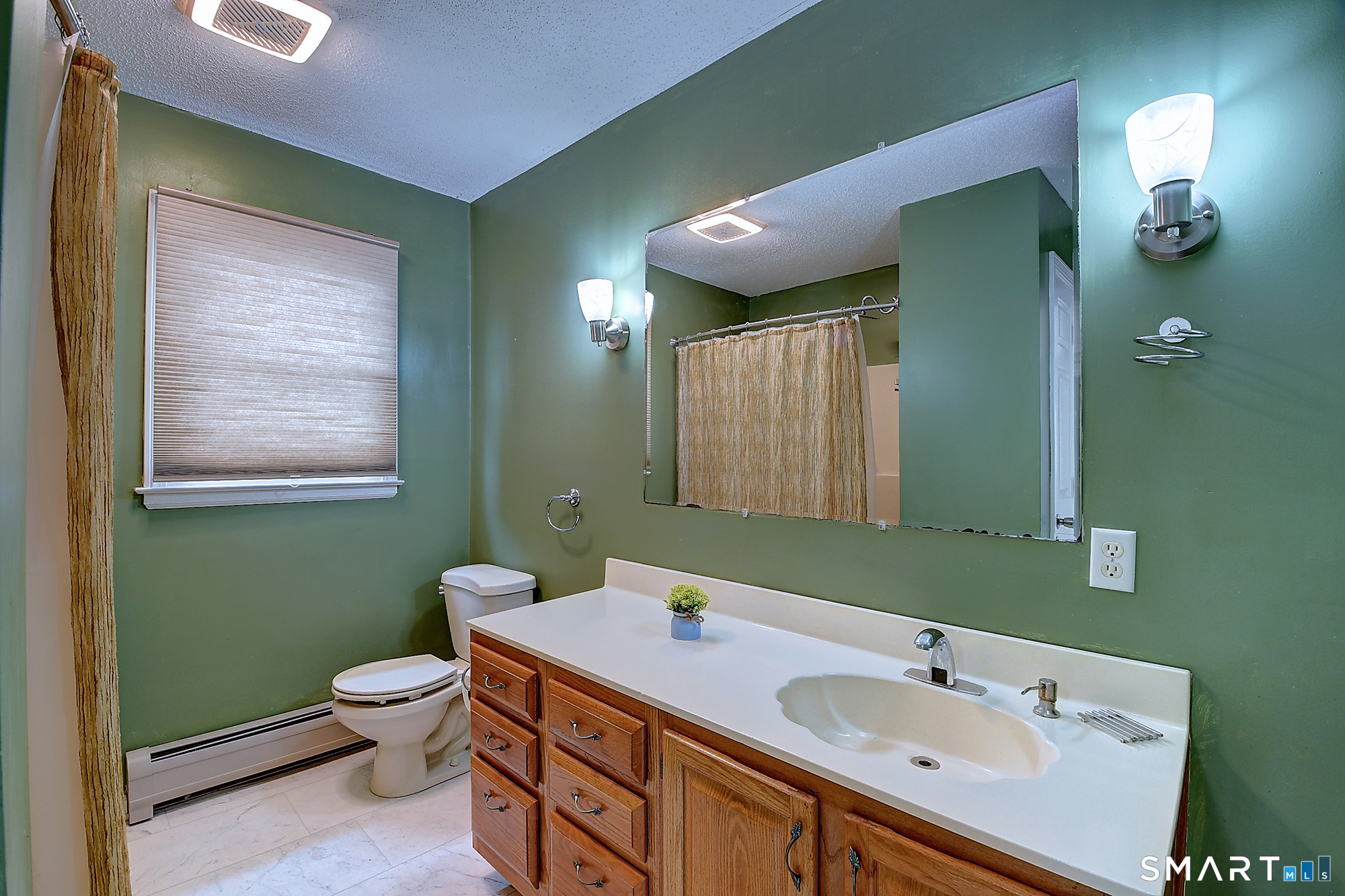 55 Rutledge Road Wethersfield, CT 06109 - Photo 24 of 38