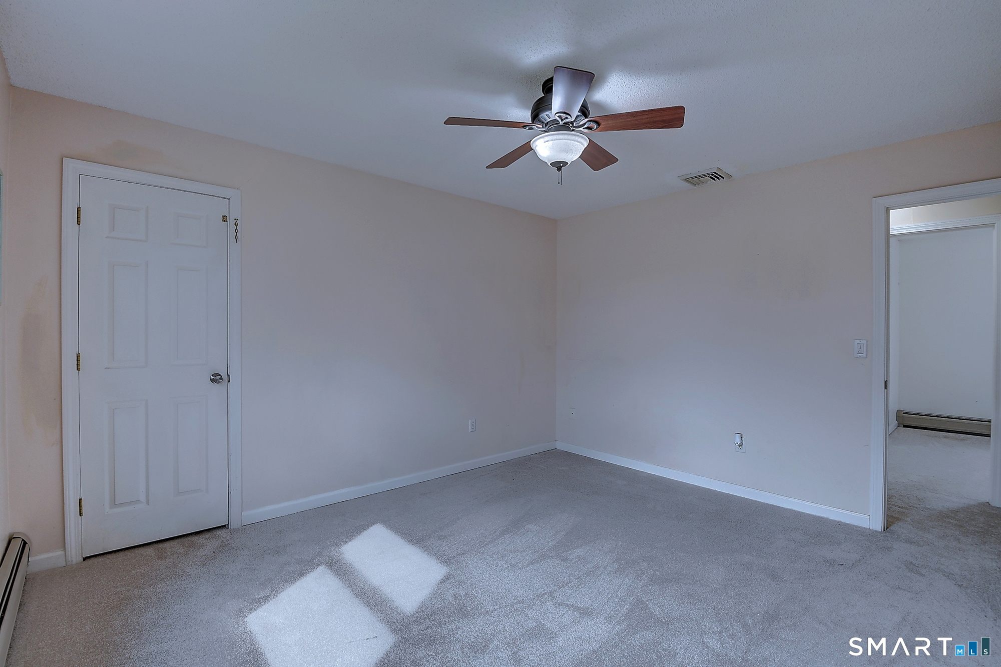 55 Rutledge Road Wethersfield, CT 06109 - Photo 28 of 38