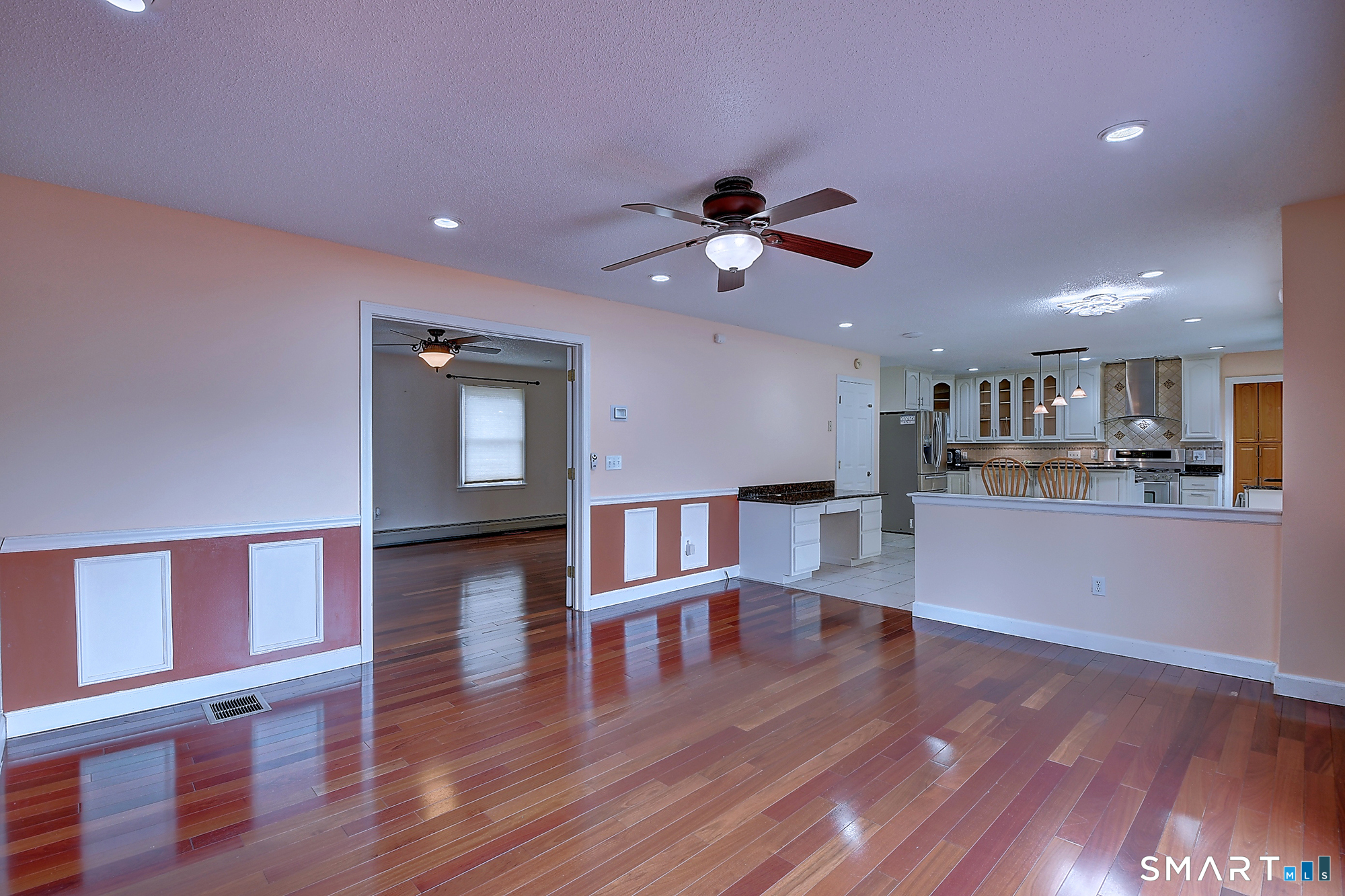 55 Rutledge Road Wethersfield, CT 06109 - Photo 10 of 38