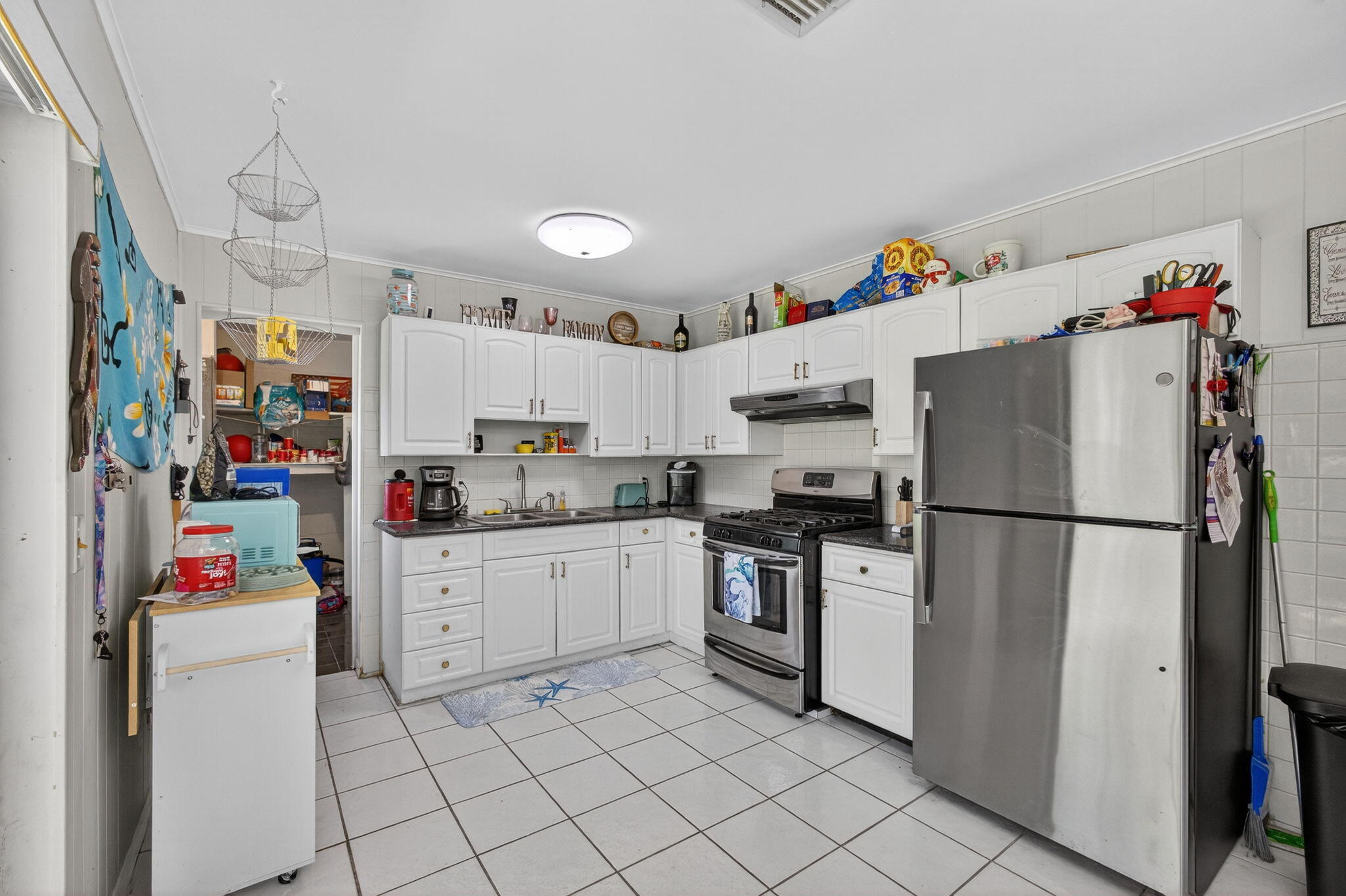 2251 East Avenue H Riviera Beach, FL 33404 - Photo 12 of 43 16-web-or-mls-5D1A6606