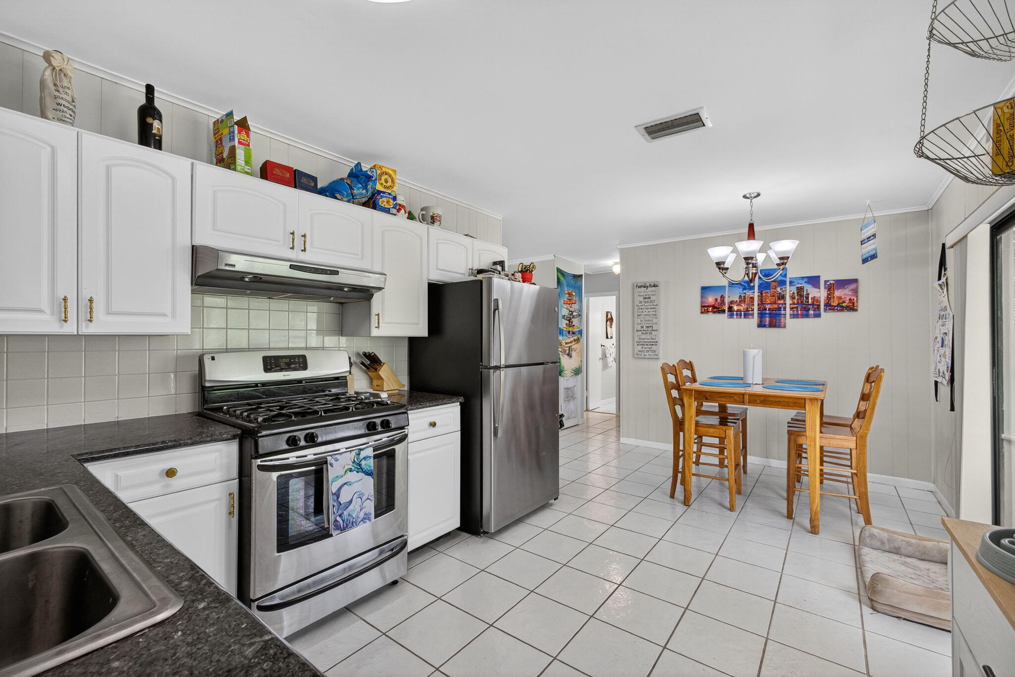 2251 East Avenue H Riviera Beach, FL 33404 - Photo 15 of 43 19-web-or-mls-5D1A6620