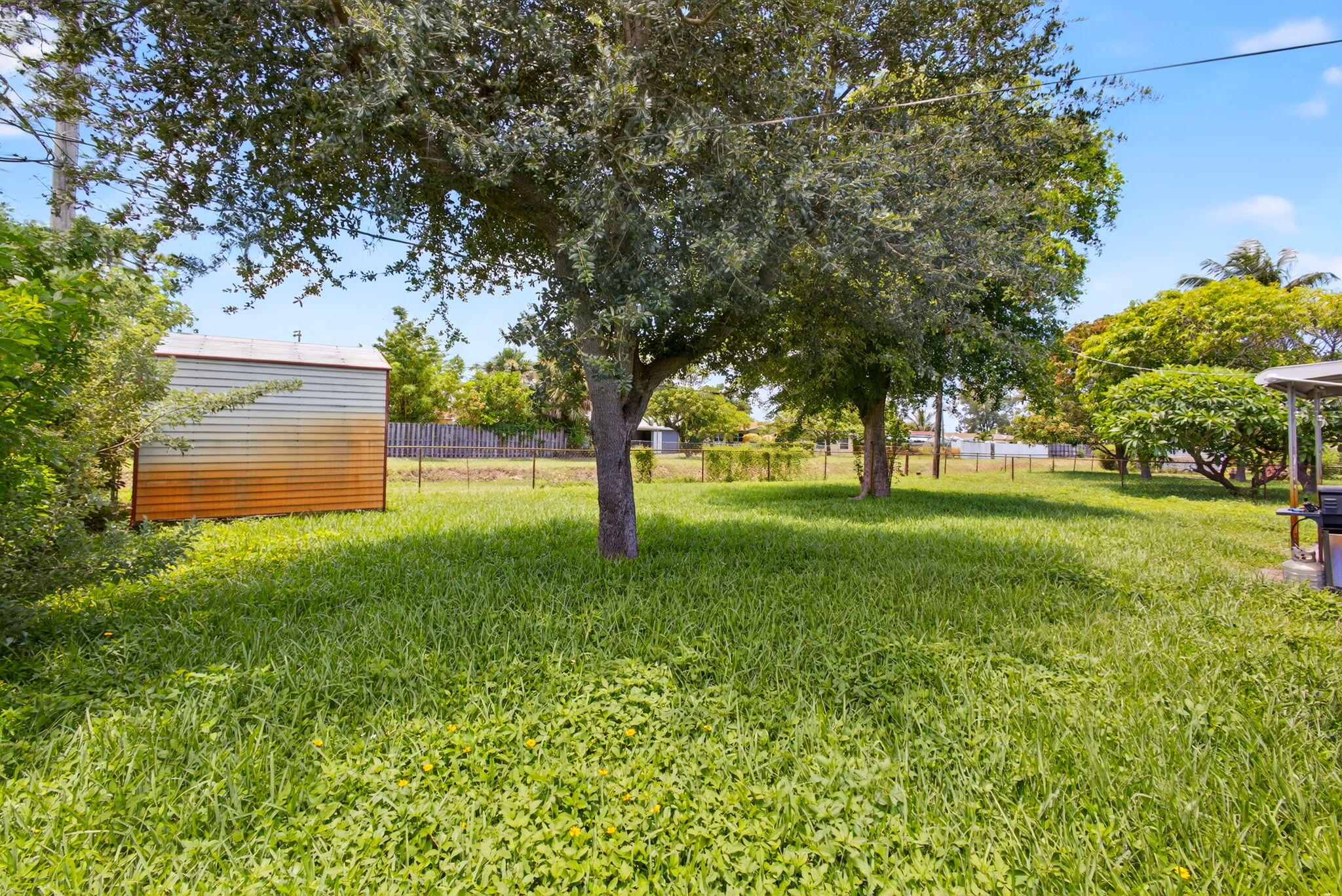 2251 East Avenue H Riviera Beach, FL 33404 - Photo 28 of 43 Large backyard