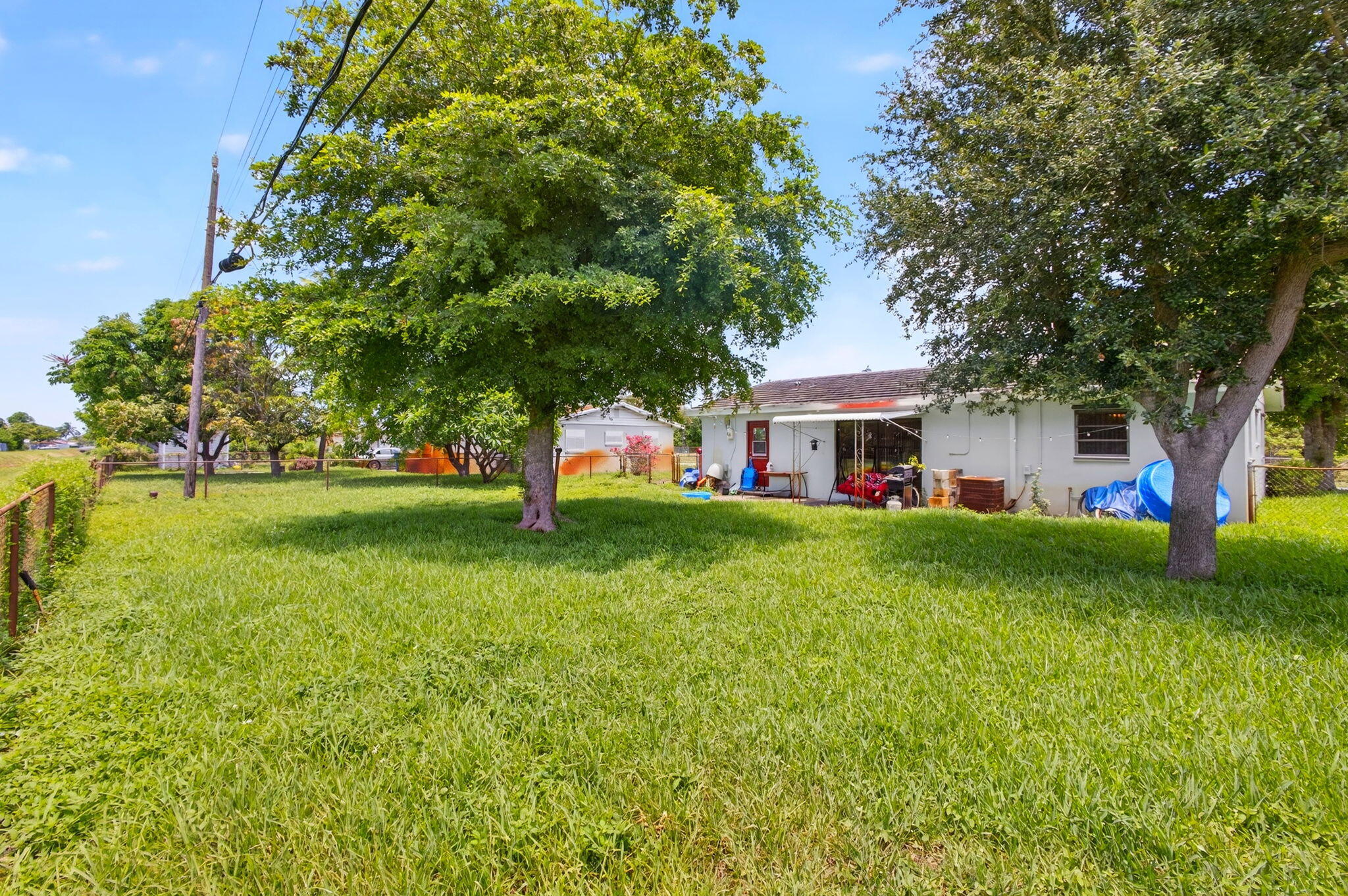 2251 East Avenue H Riviera Beach, FL 33404 - Photo 34 of 43 38-web-or-mls-5D1A6500