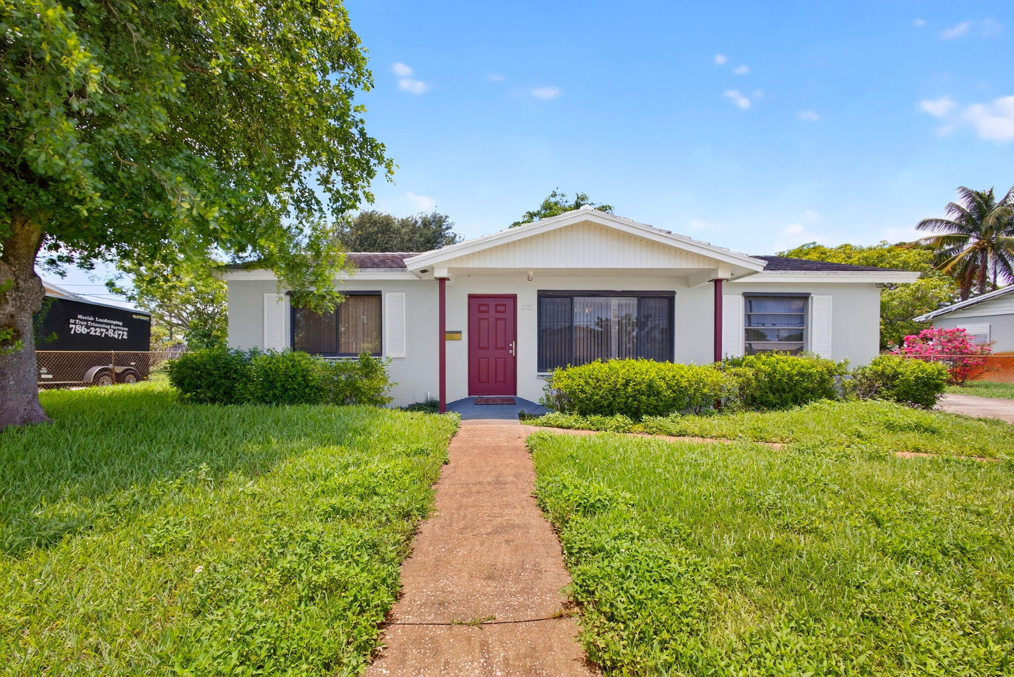 2251 East Avenue H Riviera Beach, FL 33404 - Photo 4 of 43 6-web-or-mls-5D1A6450
