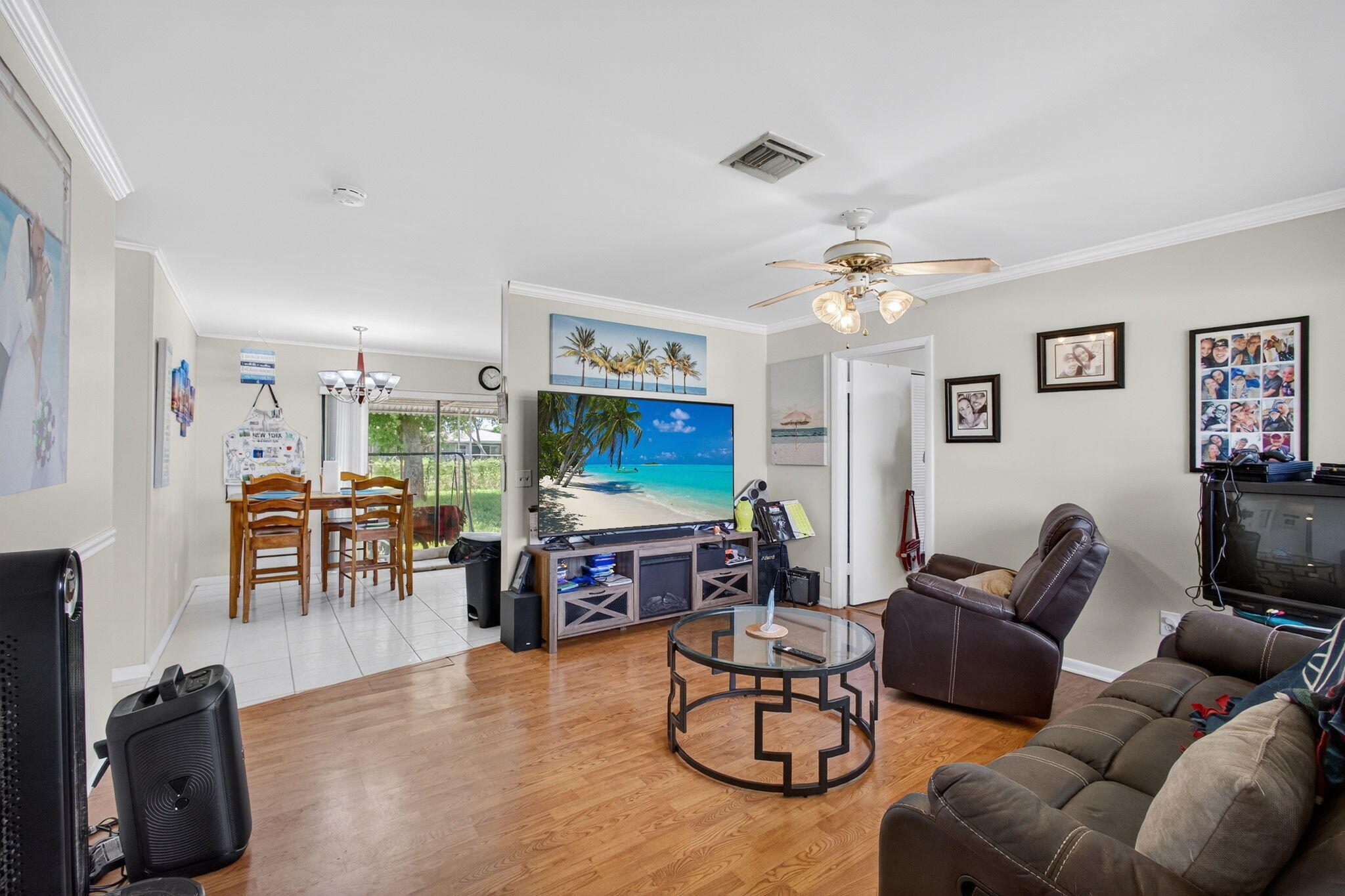 2251 East Avenue H Riviera Beach, FL 33404 - Photo 8 of 43 flow to kitchen