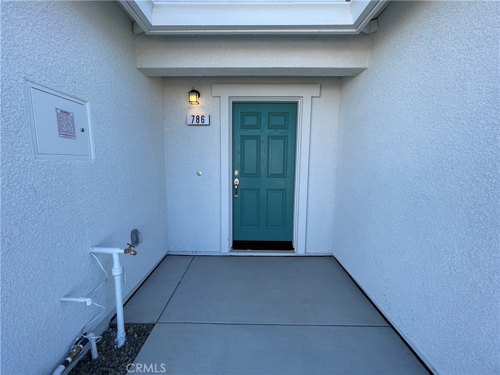 786 Stone Ridge Avenue Merced, CA 95341 - Photo 2 of 8