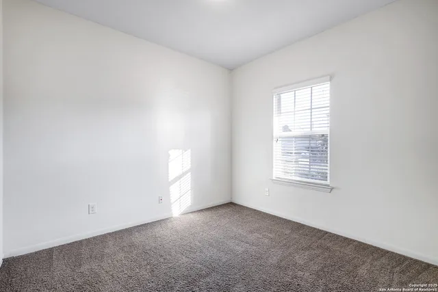 $1,895 | 11523 Verdis Valley, San Antonio, TX 78245