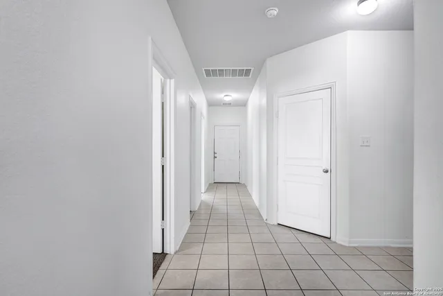 $1,895 | 11523 Verdis Valley, San Antonio, TX 78245