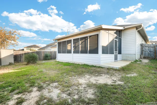 $1,895 | 11523 Verdis Valley, San Antonio, TX 78245