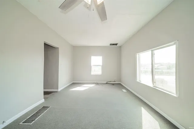 $169,900 | 5694 Highway 36, Mooreland, IN 47360