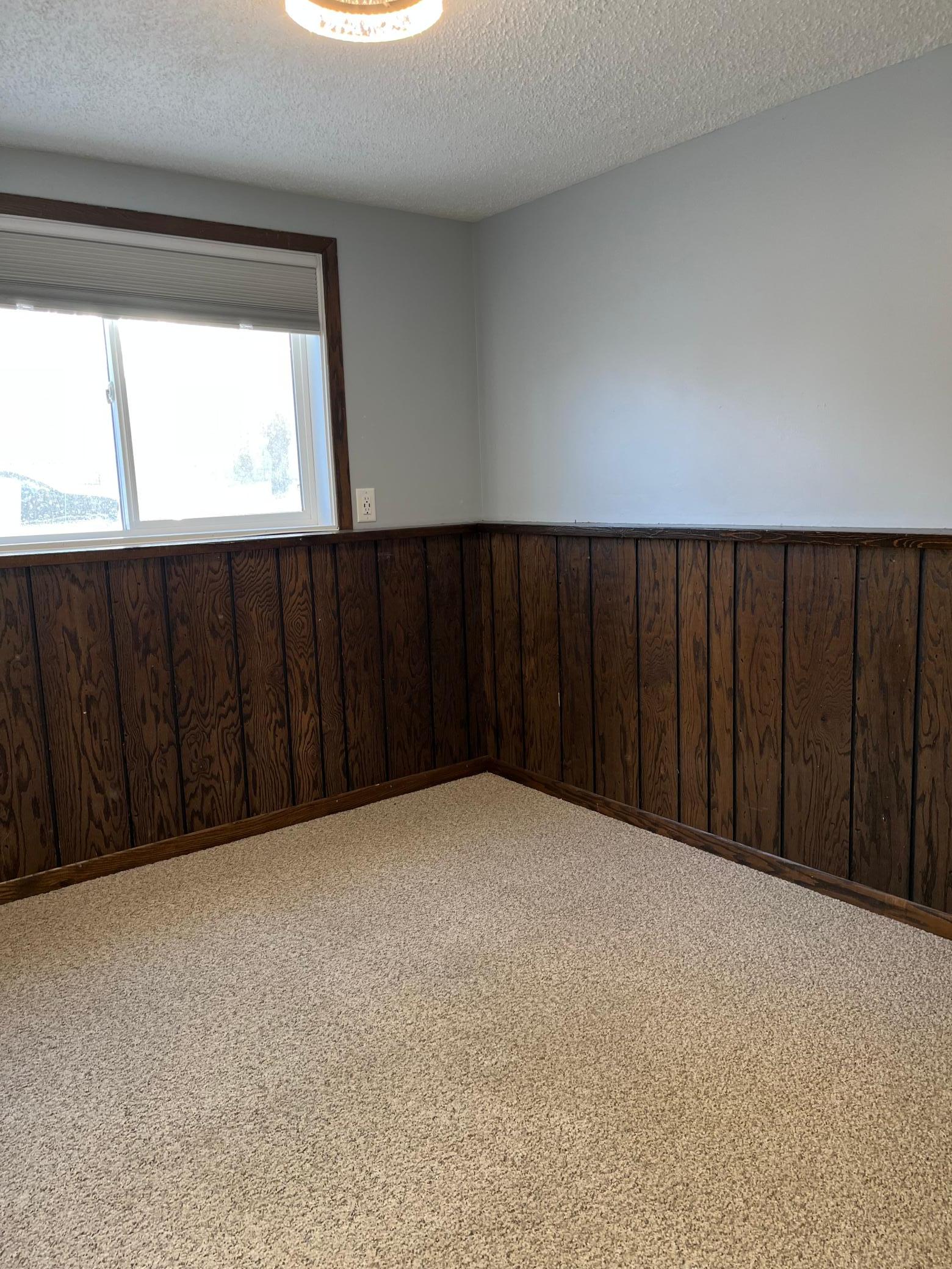 704 Miller Avenue Windom, MN 56101 - Photo 33 of 44