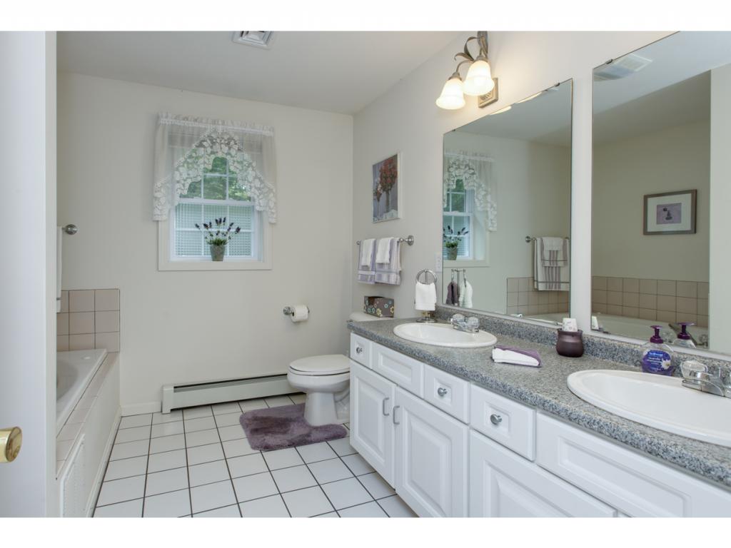 53 Bald Hill Road Raymond, NH 03077 - Photo 23 of 36 Gallery Image 23