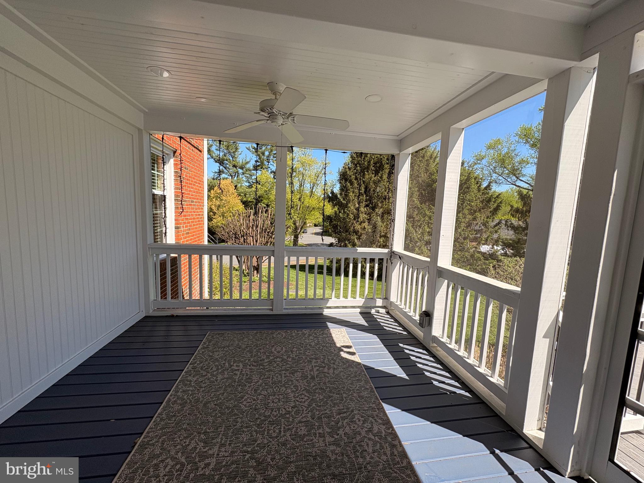 911 Rail Court McLean, VA 22102 - Photo 15 of 23 Screened porch