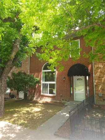 $1,950 | 426 West Oak Street, Weatherford, TX 76086