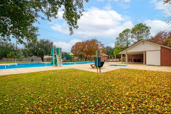 $2,175 | 4426 Trace Mill Court, Houston, TX 77066