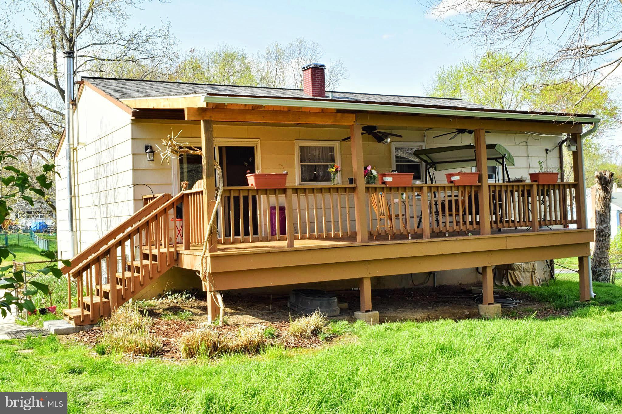 616 Banyan Road Edgewood, MD 21040 - Photo 7 of 26 Massive 26' x 12' Covered Deck!
