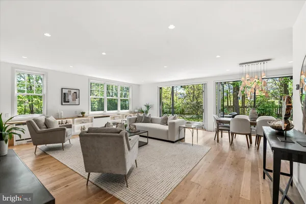 $2,375,000 | 3800 Alton Place Northwest, Washington, DC 20016