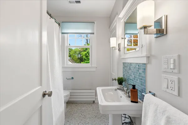 $2,375,000 | 3800 Alton Place Northwest, Washington, DC 20016